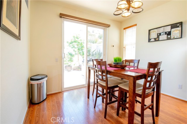 Detail Gallery Image 13 of 48 For 29458 Shannon Ct #89,  Canyon Country,  CA 91387 - 4 Beds | 2/1 Baths