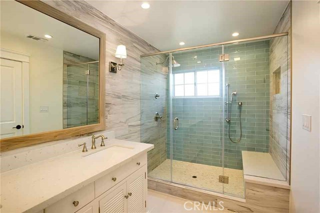 Front Residence - Primary Bathroom