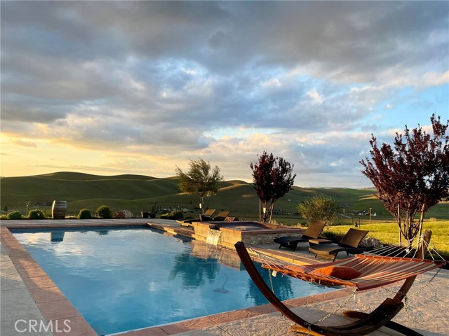 Detail Gallery Image 7 of 35 For 77011 Douglas Rd, San Miguel,  CA 93451 - 3 Beds | 2/1 Baths