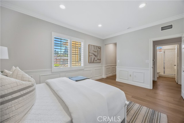 9 Whitford, Irvine CA: https://media.crmls.org/medias/f435165f-f216-48e9-beb5-28a86989a221.jpg