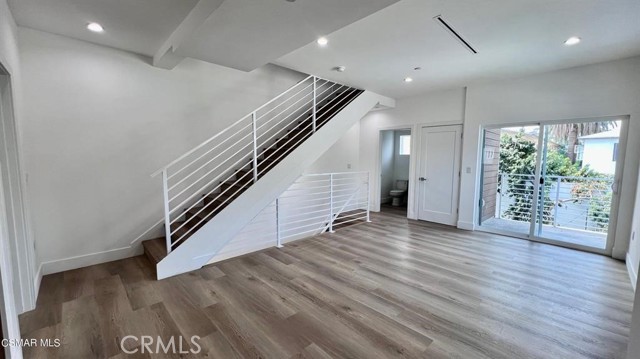 Detail Gallery Image 6 of 32 For 5635 Klump Ave #1/2,  North Hollywood,  CA 91601 - 3 Beds | 3/1 Baths