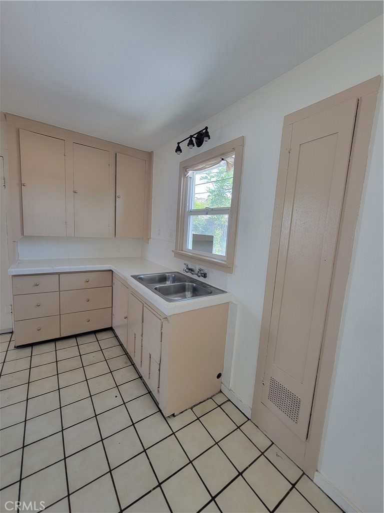 MLS #PW25262385 image #3