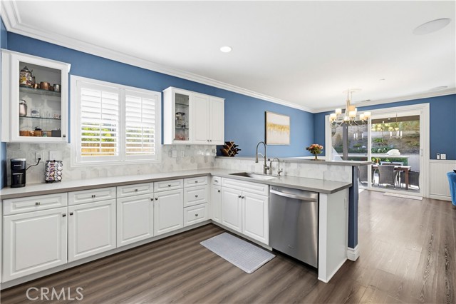 Detail Gallery Image 25 of 42 For 19890 Holly Drive, Saugus,  CA 91350 - 3 Beds | 3 Baths