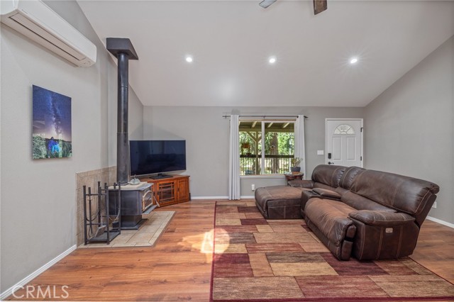 Detail Gallery Image 12 of 57 For 7082 Hites Cove Rd, Mariposa,  CA 95338 - 3 Beds | 2 Baths