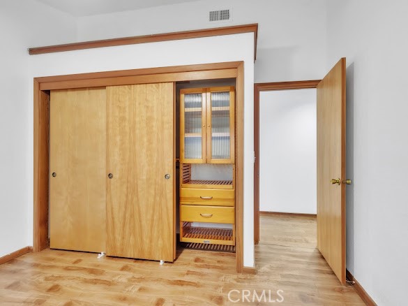 https://media.crmls.org/medias/f437cd9a-2b25-49a9-a5ad-ec706de39bdd.jpg?preset=X-Large