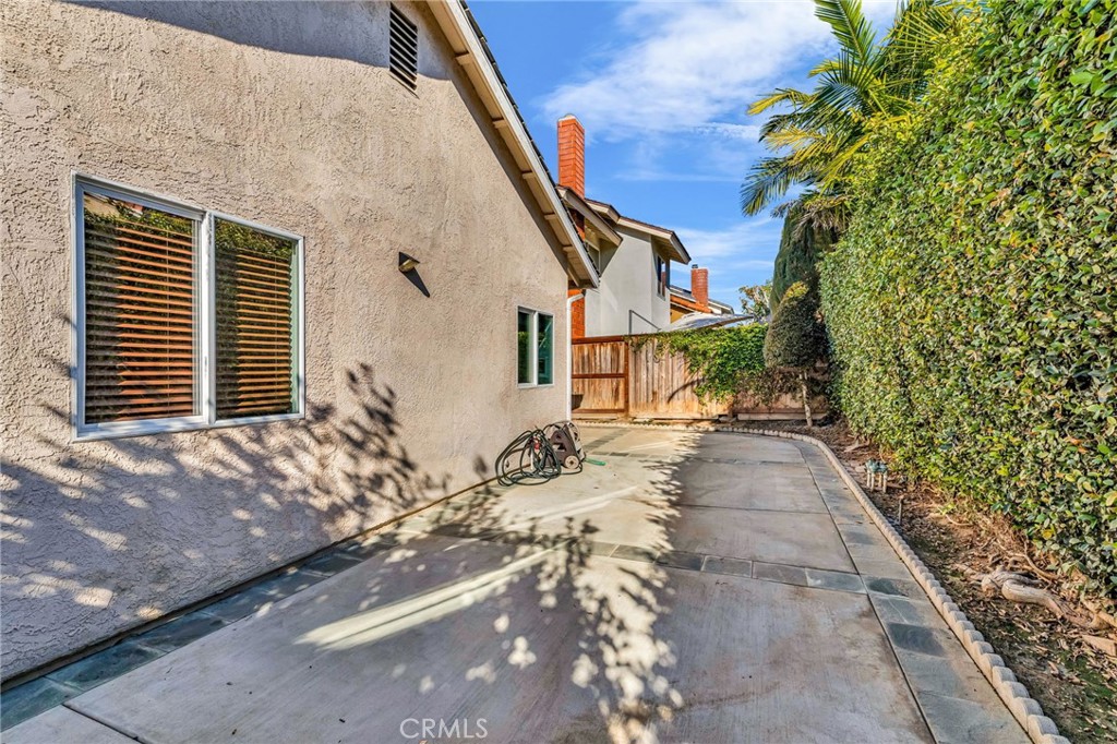 MLS #OC25279885 image #29