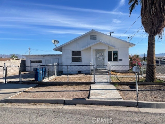 100 Aliso Street