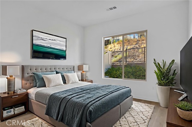 Detail Gallery Image 13 of 26 For 11920 Shadeland, Corona,  CA 92883 - 2 Beds | 2 Baths
