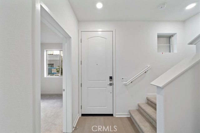 2561 Sprout Lane, Corona CA: https://media.crmls.org/medias/f43a0940-b0af-4321-9940-259a92377f24.jpg