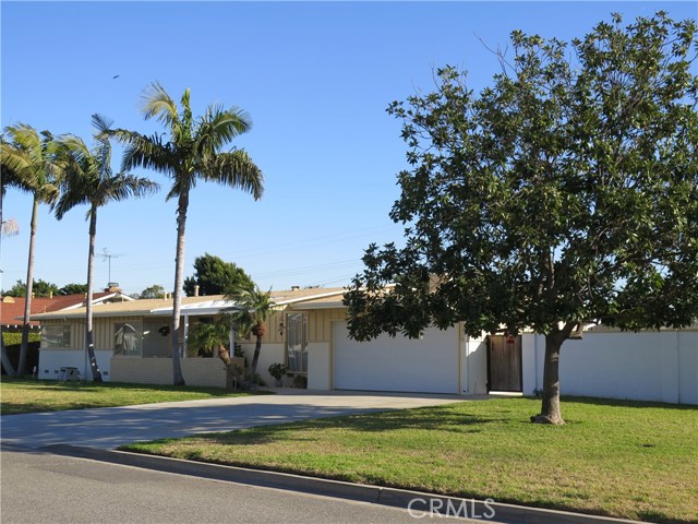 8752 Elmer Ln, Garden Grove, CA 92841