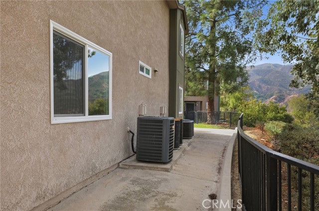 2616 avenida del vista, Corona CA: https://media.crmls.org/medias/f43a2c74-79ee-455b-b87e-eb3c288d2bb0.jpg