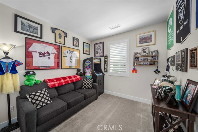 Detail Gallery Image 34 of 61 For 19127 Malabar St, Canyon Country,  CA 91351 - 5 Beds | 4 Baths