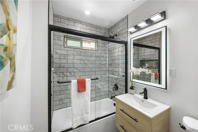 Detail Gallery Image 14 of 19 For 1379 E Elizabeth St, Pasadena,  CA 91104 - 2 Beds | 1 Baths