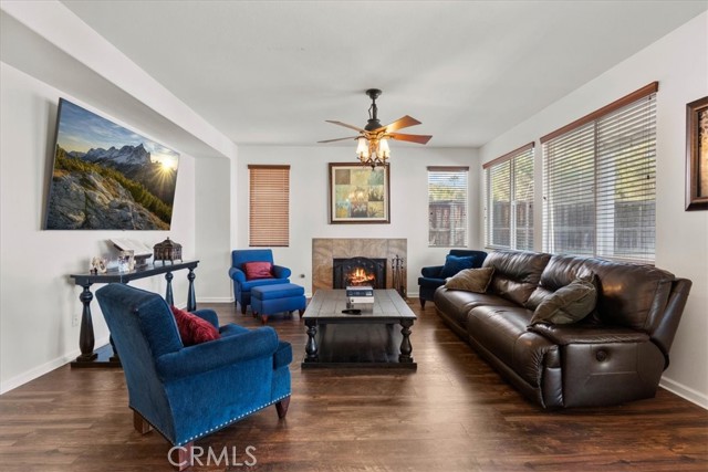 Detail Gallery Image 10 of 45 For 31183 Bell Mountain, Menifee,  CA 92584 - 4 Beds | 3 Baths