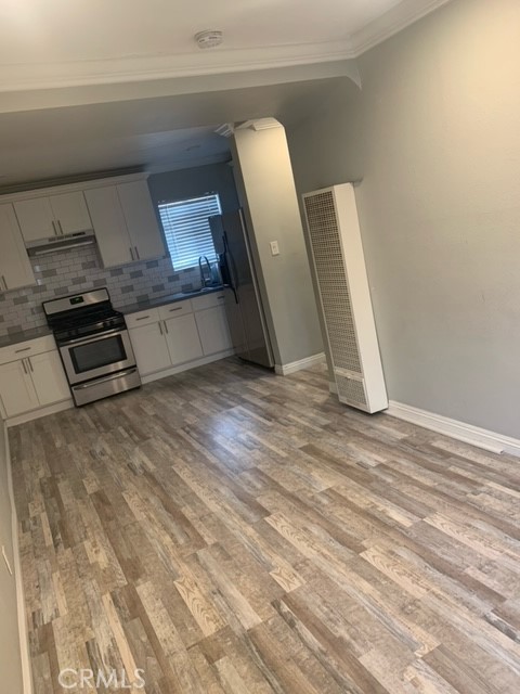 Detail Gallery Image 3 of 6 For 422 W Palm St 424 1/2b,  Compton,  CA 90220 - 1 Beds | 1 Baths