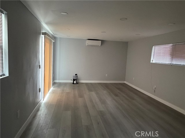 Detail Gallery Image 12 of 13 For 12419 Jersey, Norwalk,  CA 90650 - 3 Beds | 3 Baths