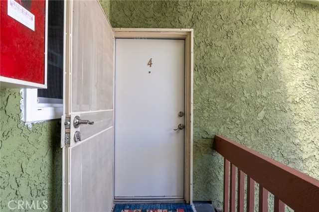 Detail Gallery Image 20 of 21 For 6155 Reseda Blvd #4,  Tarzana,  CA 91335 - 3 Beds | 2 Baths