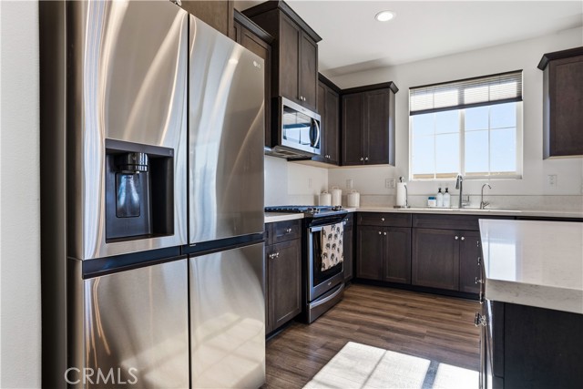 Detail Gallery Image 11 of 54 For 41489 Winterberry, Murrieta,  CA 92562 - 4 Beds | 2/1 Baths