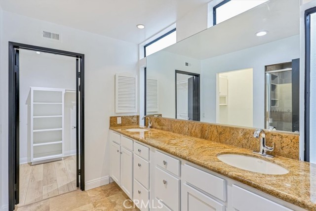 23467 Park Sorrento, Calabasas CA: https://media.crmls.org/medias/f43e2a40-24d3-4d04-9a23-85402c6c2652.jpg