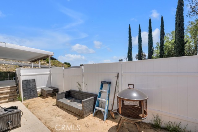 24425 Woolsey Canyon Road, West Hills CA: https://media.crmls.org/medias/f43fa99a-b56d-4ddb-ac6a-16bd90df5182.jpg