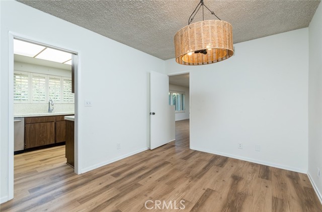 Detail Gallery Image 9 of 50 For 303 S Kenneth Rd, Burbank,  CA 91501 - 7 Beds | 6 Baths