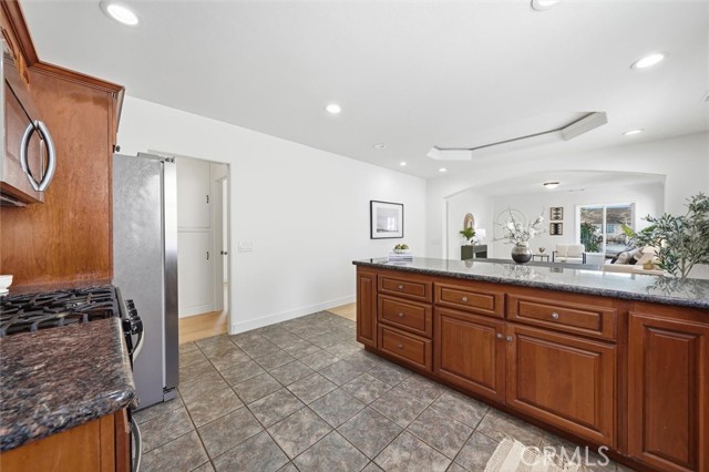 Detail Gallery Image 15 of 53 For 11916 Oxford Ave, Hawthorne,  CA 90250 - 3 Beds | 2 Baths