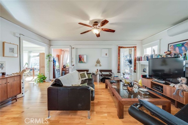 Detail Gallery Image 3 of 41 For 3215 Sherwood Ave, Alhambra,  CA 91801 - – Beds | – Baths