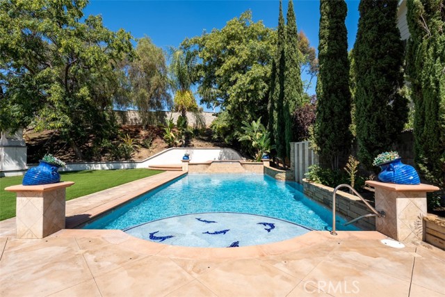 18665 Seabiscuit Run, Yorba Linda CA: https://media.crmls.org/medias/f440dce4-f82e-4414-881a-ab882bddf960.jpg