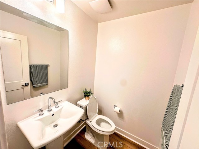 1st level Powder room