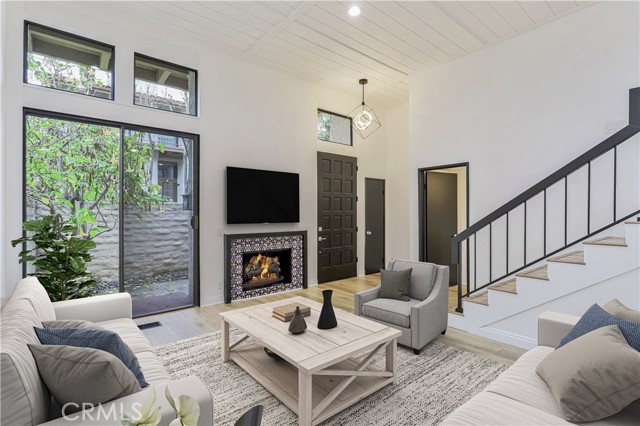 23467 Park Sorrento, Calabasas CA: https://media.crmls.org/medias/f441c4be-2da6-4c82-b4f5-e2408c893f42.jpg