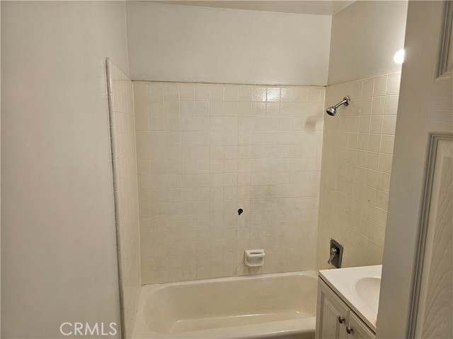 Detail Gallery Image 6 of 7 For 2792 Conejo Dr, San Bernardino,  CA 92404 - 2 Beds | 1 Baths