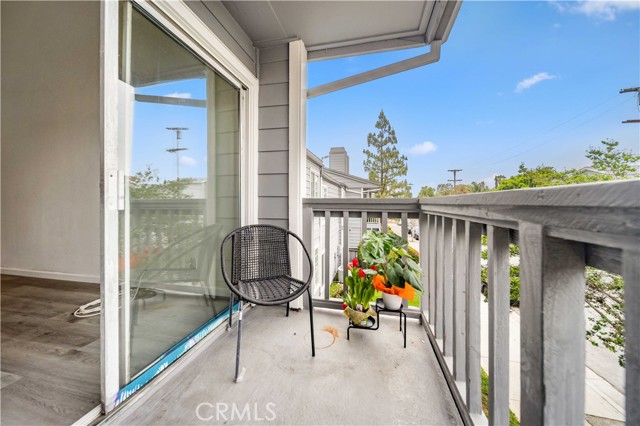 Detail Gallery Image 18 of 23 For 9714 Sepulveda Bld #202,  North Hills,  CA 91343 - 2 Beds | 2 Baths