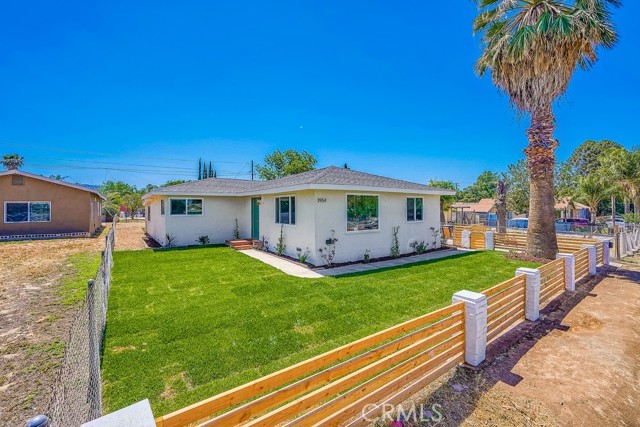 3954 Ellis St, Corona, CA 92879