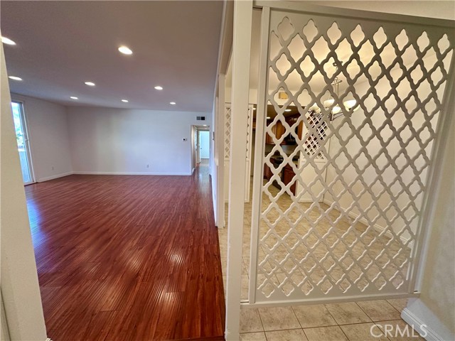 Detail Gallery Image 5 of 27 For 1200 W Huntington Dr #18,  Arcadia,  CA 91007 - 2 Beds | 2 Baths