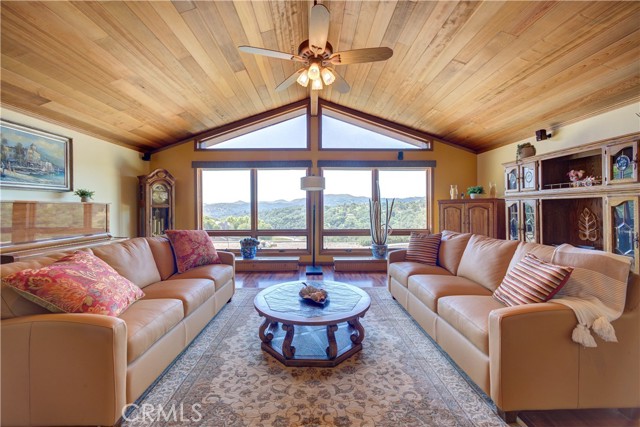 Detail Gallery Image 4 of 37 For 2655 San Fernando Rd, Atascadero,  CA 93422 - 2 Beds | 2/1 Baths
