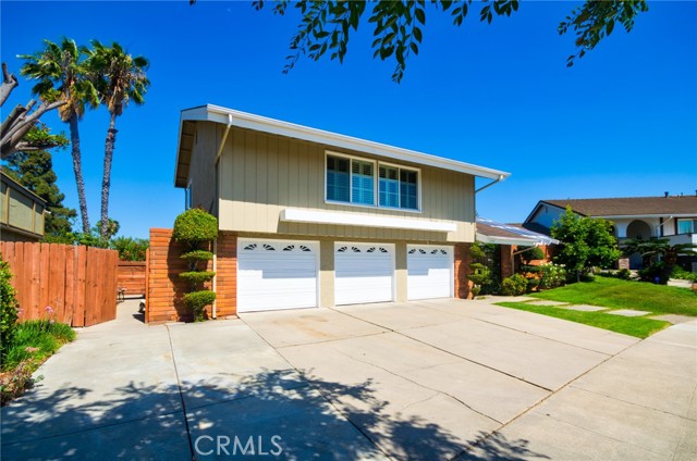 2108 Via Caliente, Fullerton CA: https://media.crmls.org/medias/f4474a91-90d2-4eb7-9e1e-3080bb063741.jpg