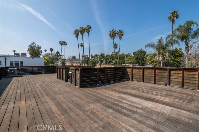 Detail Gallery Image 43 of 47 For 5228 De Longpre Ave, Los Angeles,  CA 90027 - 2 Beds | 2 Baths