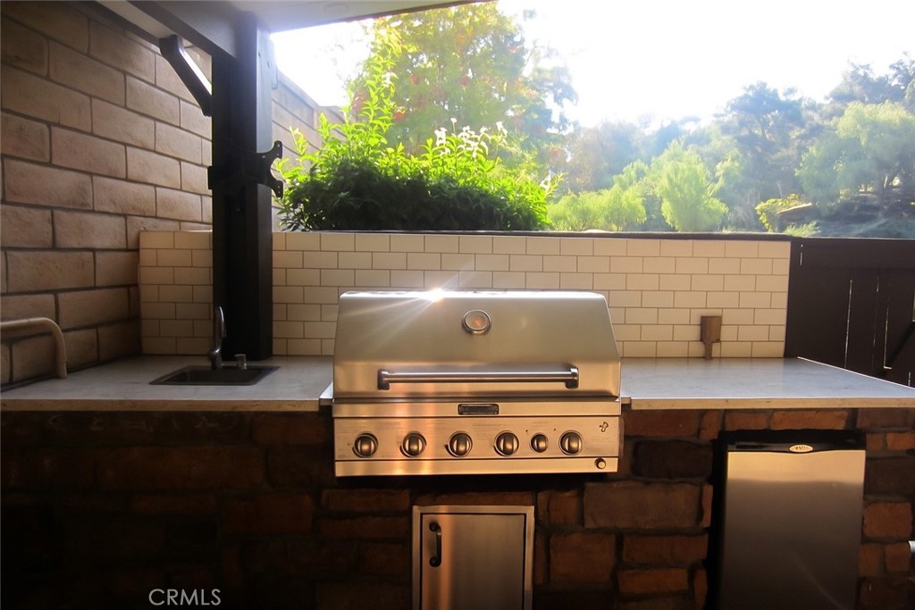 MLS #OC25255195 image #12