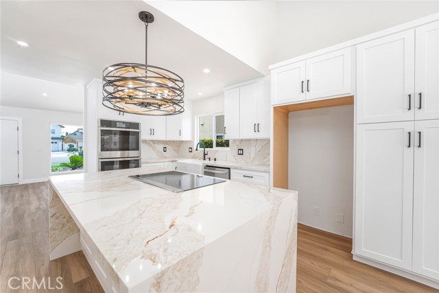 15071 Talley Street, Irvine CA: https://media.crmls.org/medias/f448fbfe-3cf3-4f9a-b6ab-12bbb36043cd.jpg