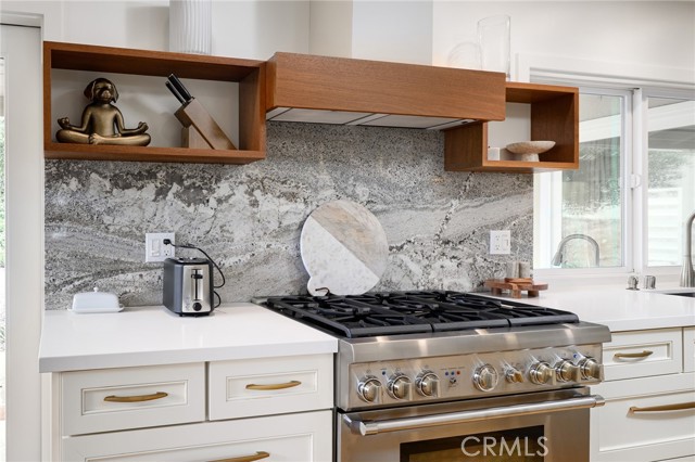 Detail Gallery Image 16 of 38 For 1218 Keel Dr, Corona Del Mar,  CA 92625 - 3 Beds | 2/1 Baths