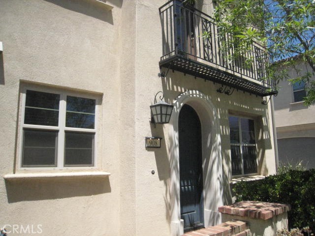 908 Grove Court, Claremont CA: https://media.crmls.org/medias/f44ac68d-07b5-4df4-90d0-e6709ff56b7c.jpg