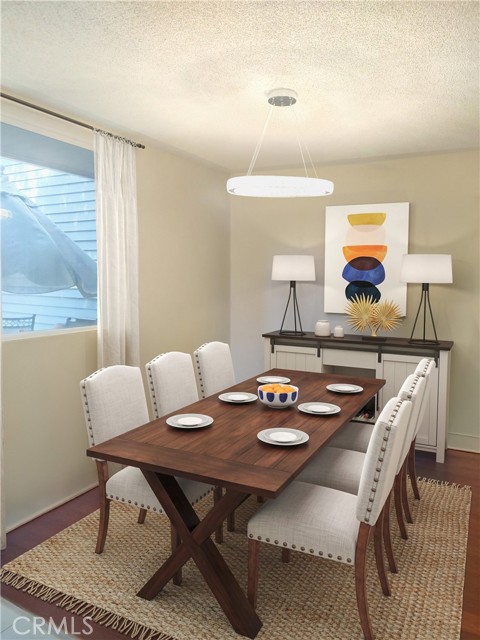 Virtually Staged Dinningroom