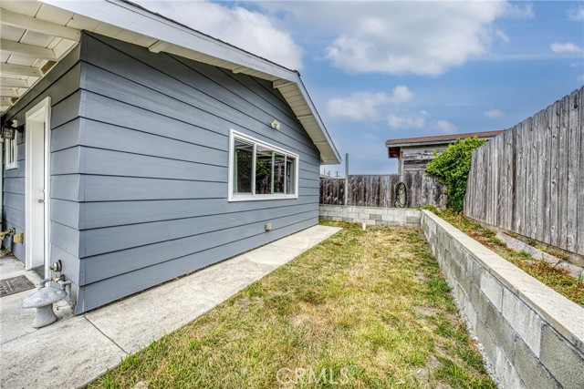 494 S Whipple Street, Fort Bragg CA: https://media.crmls.org/medias/f44c1f65-0369-4fe4-b3a8-62a6024a171c.jpg