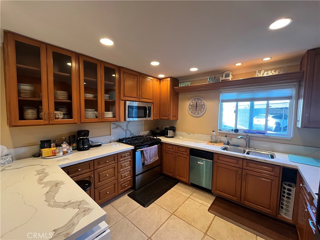 MLS #OC25248527 image #13