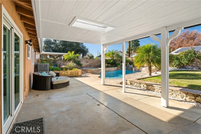 Detail Gallery Image 17 of 22 For 6609 Birchton Ave, West Hills,  CA 91307 - 4 Beds | 2 Baths