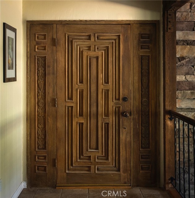 Detail Gallery Image 13 of 38 For 28982 N Shore Rd, Lake Arrowhead,  CA 92352 - 4 Beds | 5 Baths