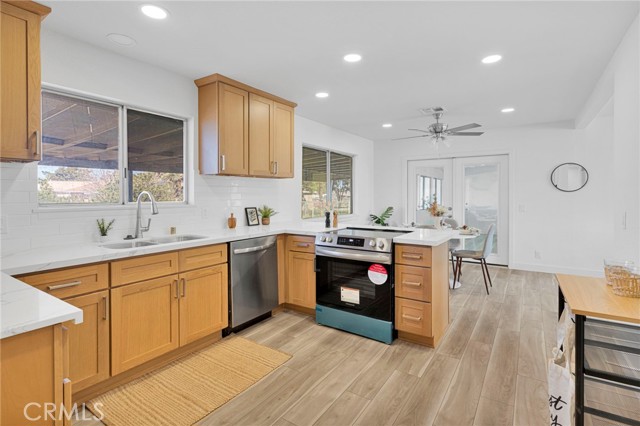 Detail Gallery Image 16 of 54 For 14450 Jicarilla, Apple Valley,  CA 92307 - 3 Beds | 2 Baths