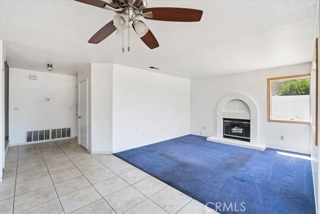 7524 Sunny Ridge, Highland CA: https://media.crmls.org/medias/f44fc718-39c1-4f2d-8a08-ec2283e158c0.jpg