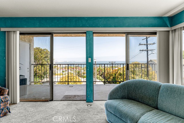 711 W 33rd Street, San Pedro CA: https://media.crmls.org/medias/f45072cf-9a72-4a56-a6f7-5bb8a4da9bfd.jpg
