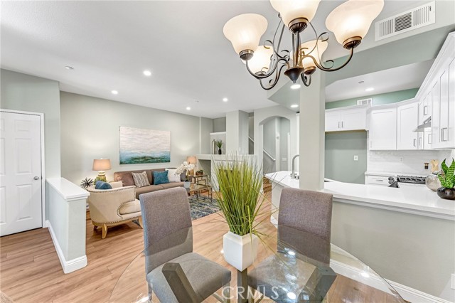 Detail Gallery Image 7 of 50 For 304 Birch Grove, Irvine,  CA 92618 - 2 Beds | 2/1 Baths